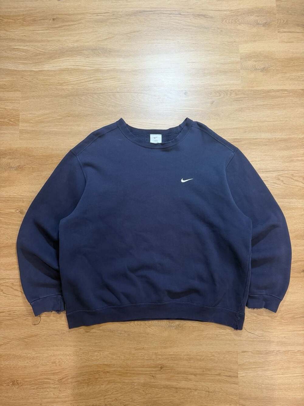 Vintage 00s Navy Distressed Nike Embroidered Crewneck Sweatshirt